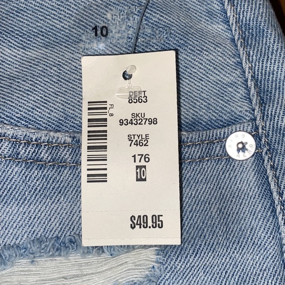 Brand New Aeropostale Mom Jean Shorts! - Picture 5 of 6